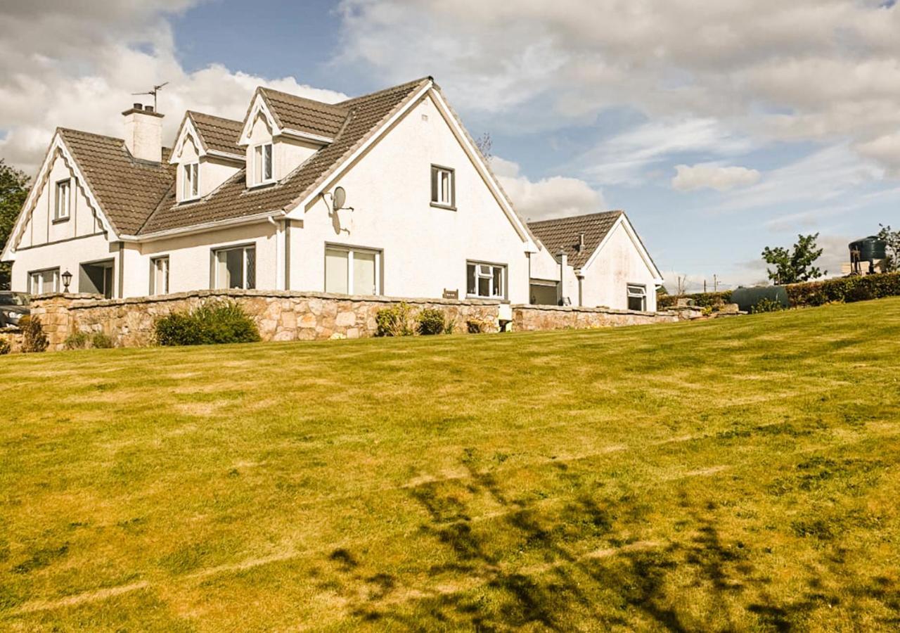 Moat Holiday Rental Lisnaskea Екстер'єр фото