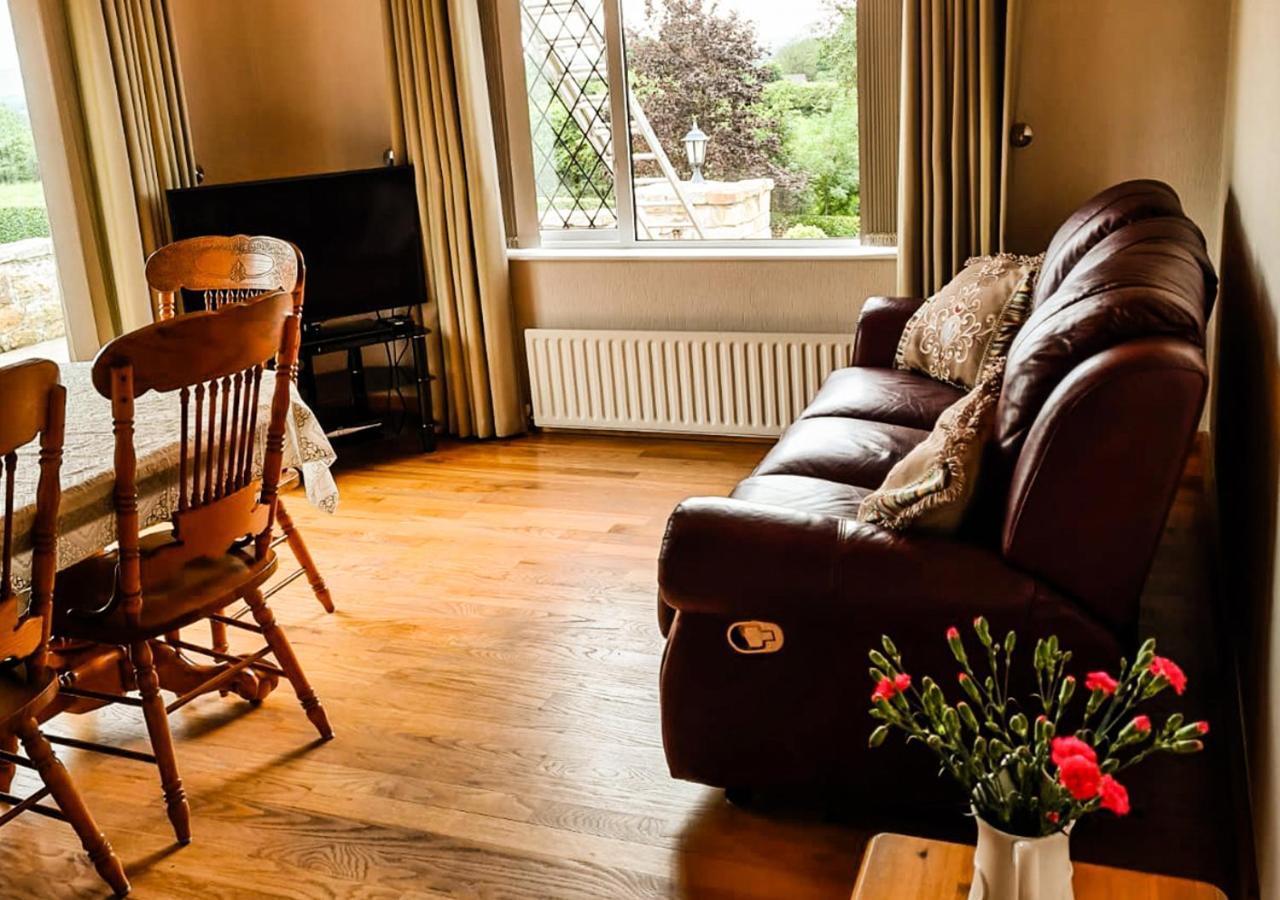 Moat Holiday Rental Lisnaskea Екстер'єр фото